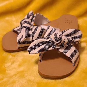 🆕️ A New Day - Striped Bow Tie Sandals